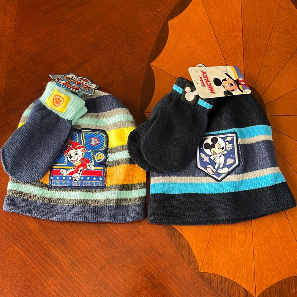 Bundle of hat and gloves paw patrol & Mickey Mouse